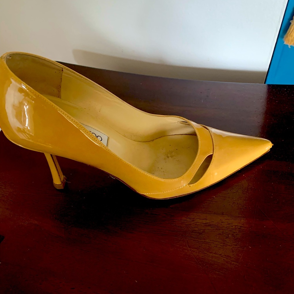 Classic nude patent Jimmy Choo, size 8, small scuff back of heal as pictured.